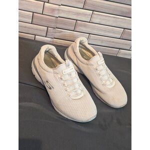 Skechers white slipon sneakers size 7.5w